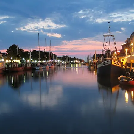 Ostseeblick, Direkt Am Alten Strom Appartement Rostock