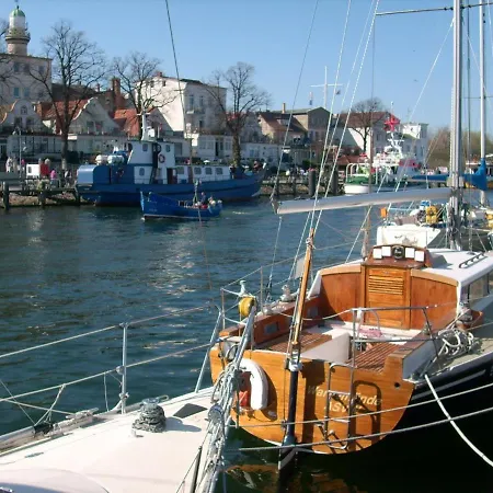 Ostseeblick, Direkt Am Alten Strom Appartement Rostock
